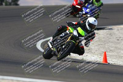 media/Sep-21-2025-TrackDaz (Sun) [[277c75b276]]/B Group/1220pm (Turn 2)/